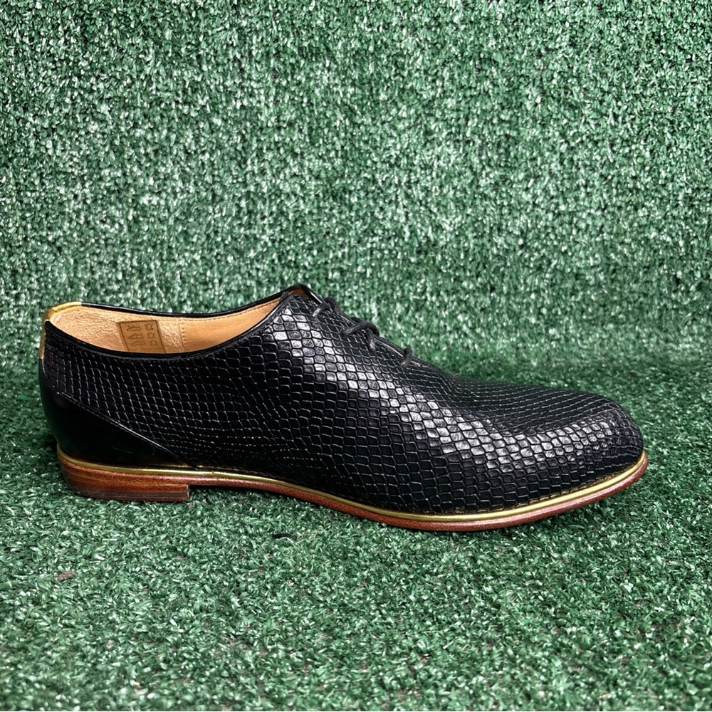 John Fluevog Black Textured Leather Lace-Up Heels - Picture 6 of 12